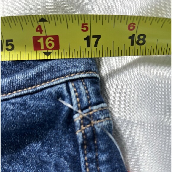 NWT American Eagle Mom Jean Stretch Super High Rise 14 Short - Picture 9 of 15